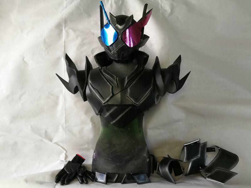 仮面ライダーラビットタンクハザードフォーム/RabbitTank Hazard Form 風 コスプレ衣装 - ＤＤＴ＿ＤＲESSINGコスプレ工房